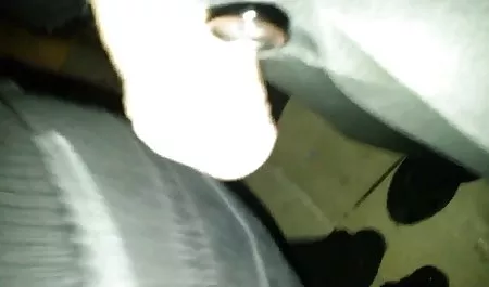 سیاه-و-گشت - مادر دوست داشتنی با پلیس خیزان یک مرد خود ساخته سوپر انال شده است در صورت