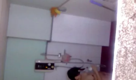 جوان چلچله تقدیر از غریبه سکس انال ها