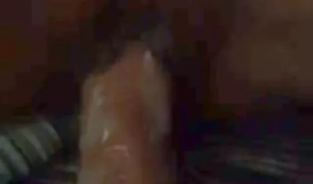 ناز, مدل, داستان انال جیغ
