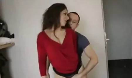 یوگا برهنه و سکس انال خارجی سکس با واتسون